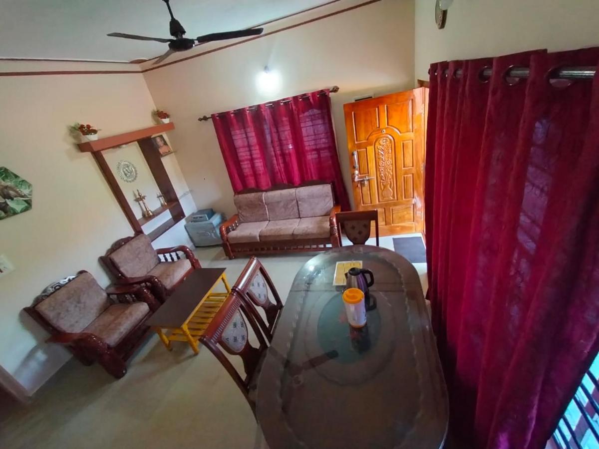 Snowdrop Inn Coorg Madikeri Extérieur photo